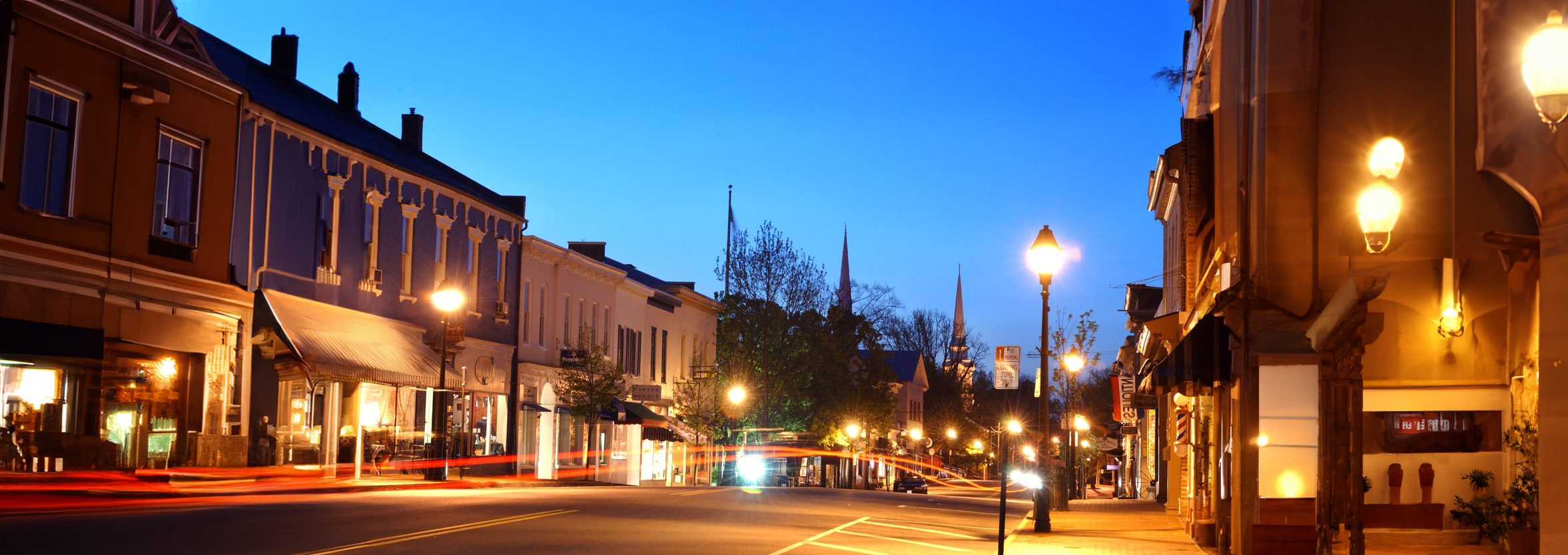 Warrenton, VA old town at night